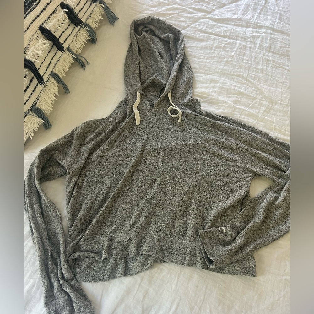 hollister sweatshirt